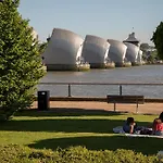 London Dockside 3 Bed